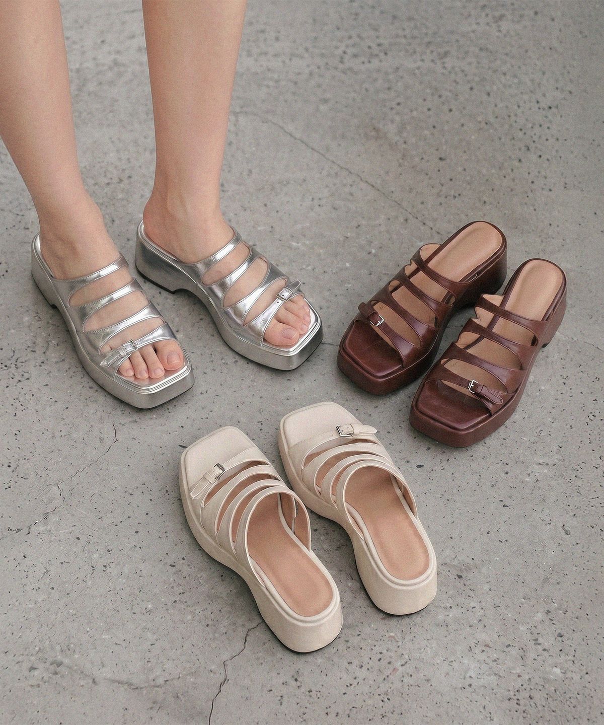 에이티티(ATT) Cascade Multi Strap Platform Mules (att6007)