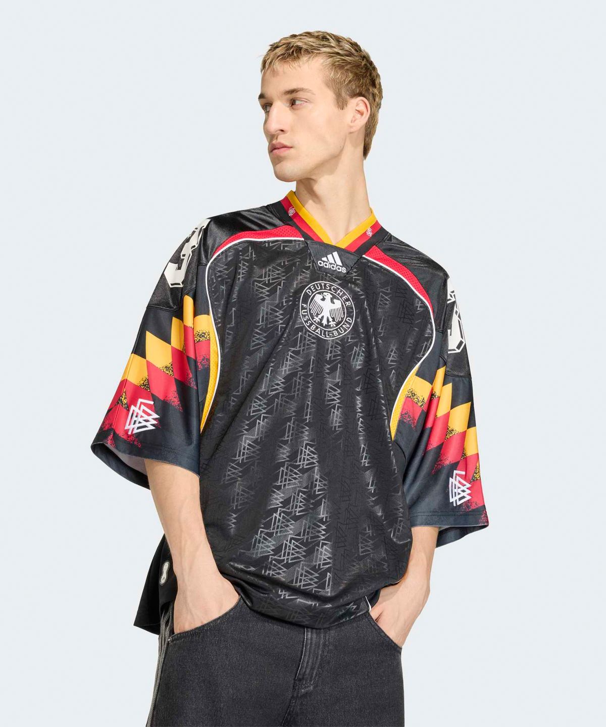 아디다스(ADIDAS) 브링백 리믹스 독일 저지 - 블랙 / KD5980