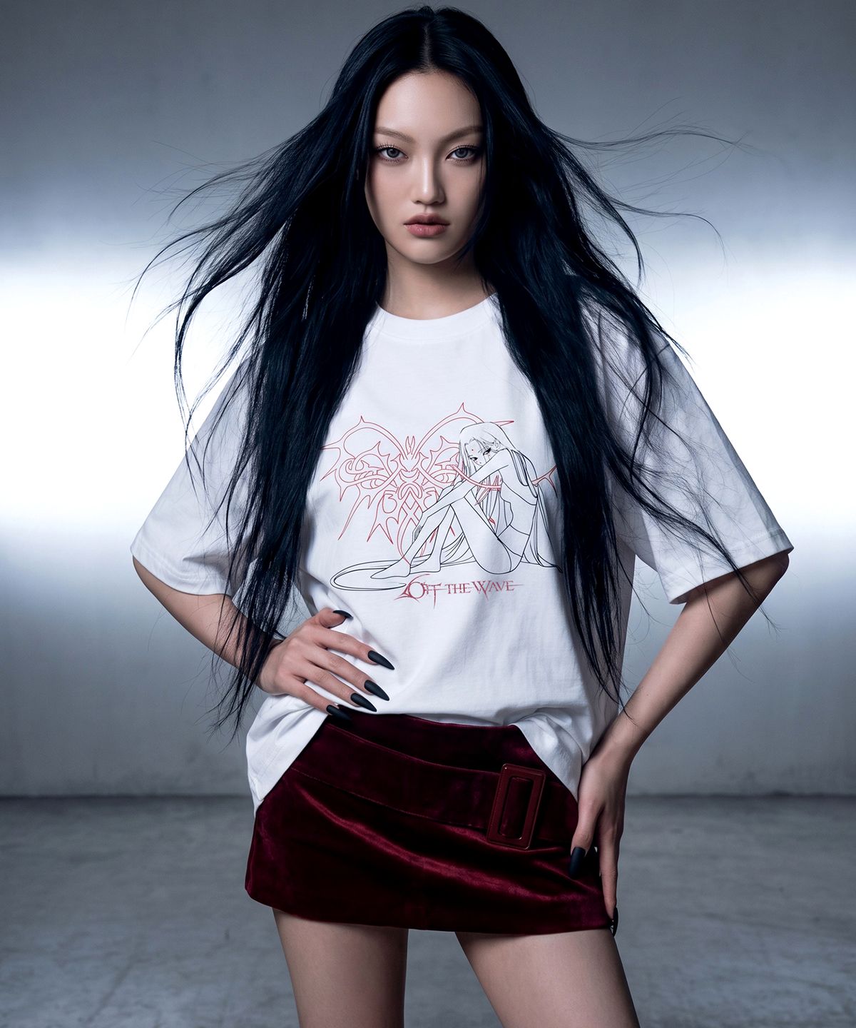 랜덤오프(RANDOMOFF) [ROF X GYEOL] FADED HEART FIGURE T-SHIRT (2color)