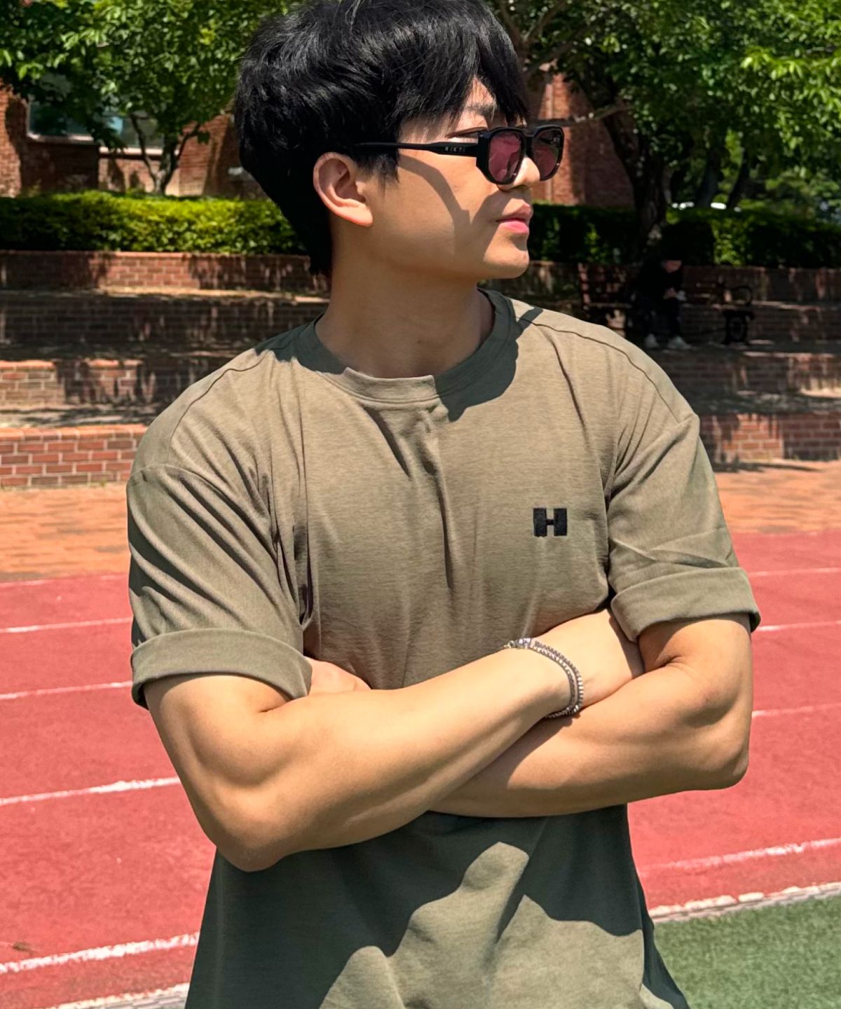 험머(HUMMER) 시그니처 H 로고 에어 쿨 기능성 반팔 티셔츠 카키
