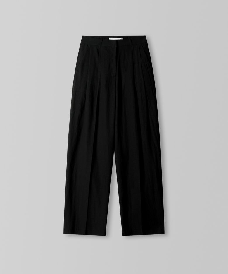 Breeze Tuck Slacks_Black
