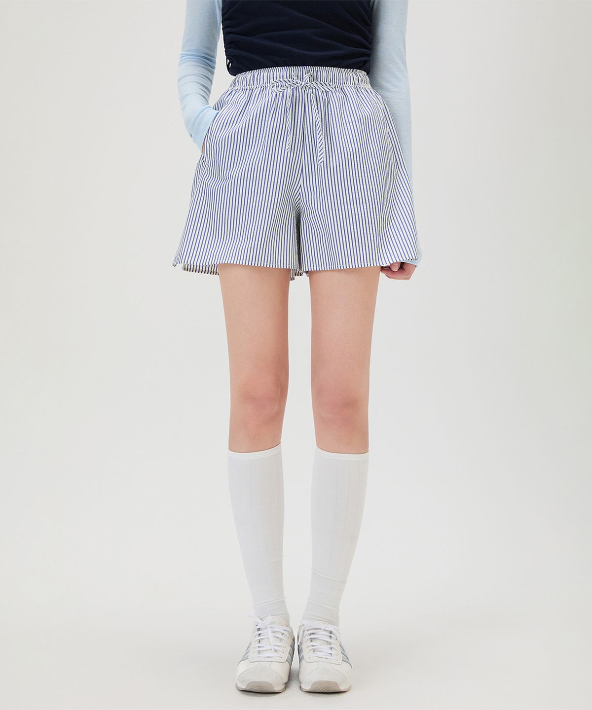 미쏘(MIXXO) 에센셜 4부 밴딩 쇼츠_MIWTHG610A