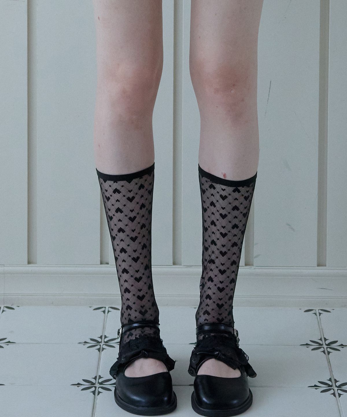 핑크파인애플(PINK PINEAPPLE) PURE HEART LACE WARMER_BLACK