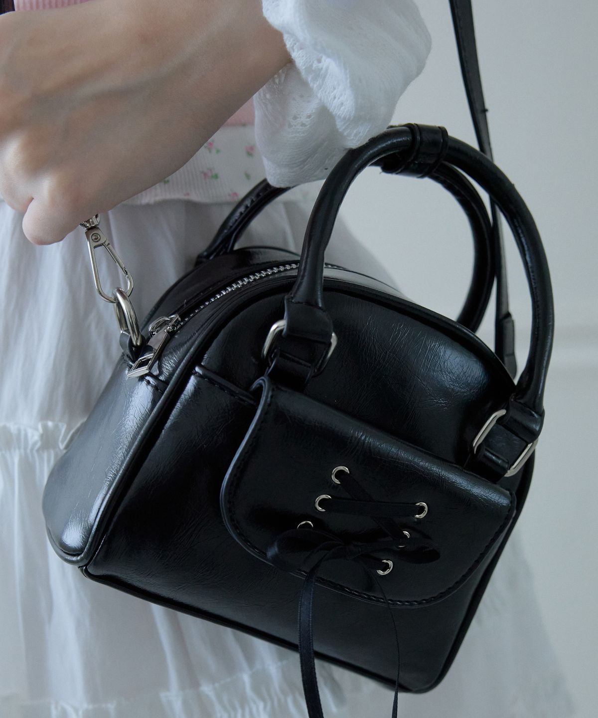 핑크파인애플(PINK PINEAPPLE) BELOVED RIBBON MINI BAG_BLACK