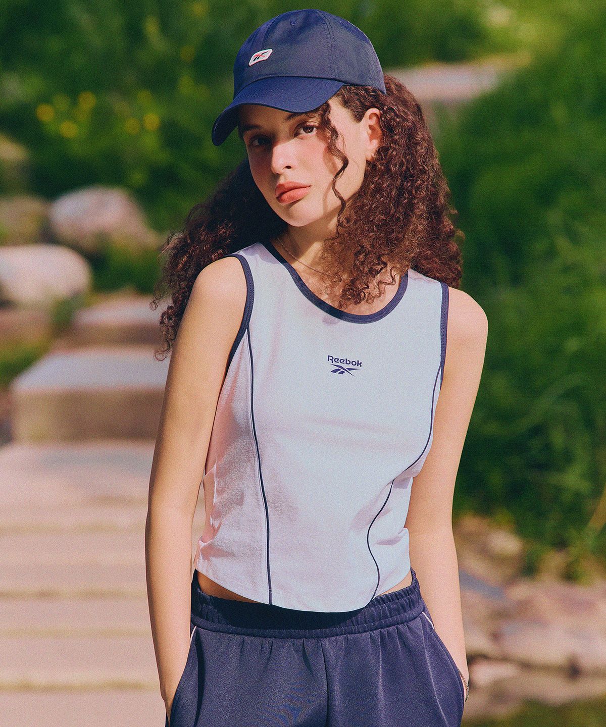 리복(REEBOK) 파이핑 프레쉬 링거 탱크 탑 (W) - 화이트