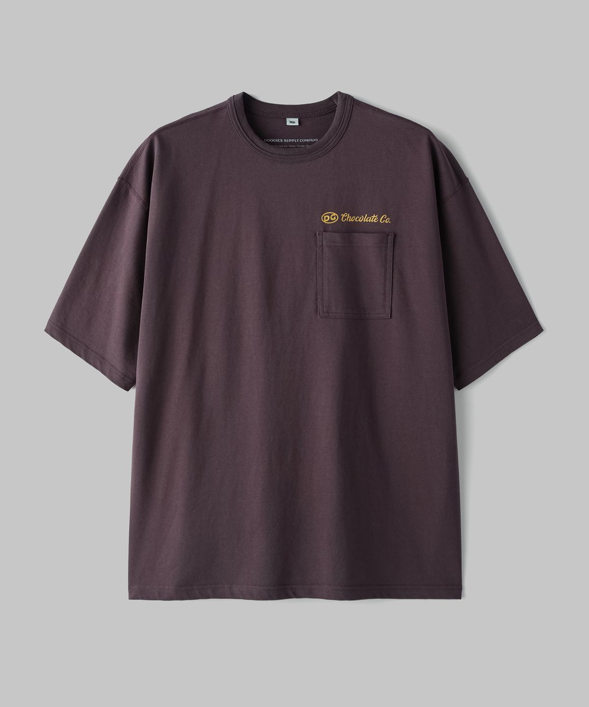 두기스 서플라이 컴퍼니(DOOGIES SUPPLY CO) Loose Pocket Short Sleeve DG Logo Tee ...