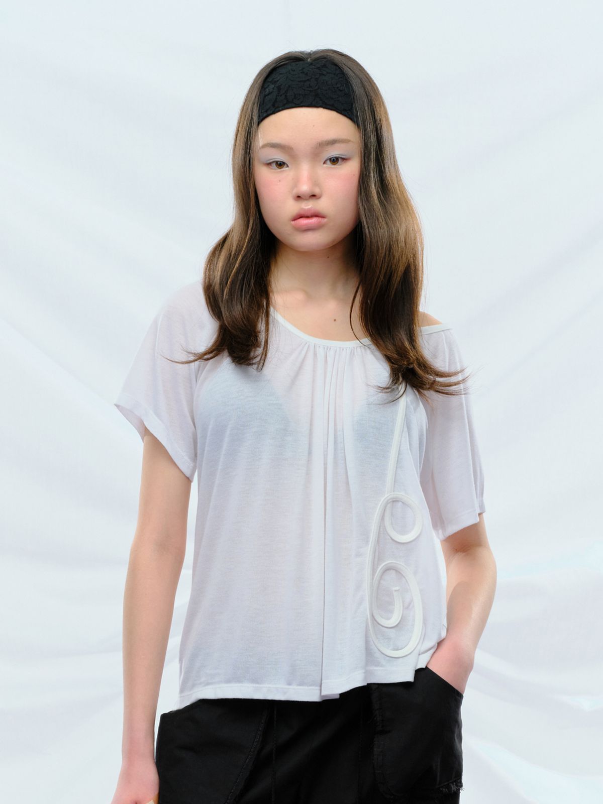 퓨레(PUREE) Mori top White
