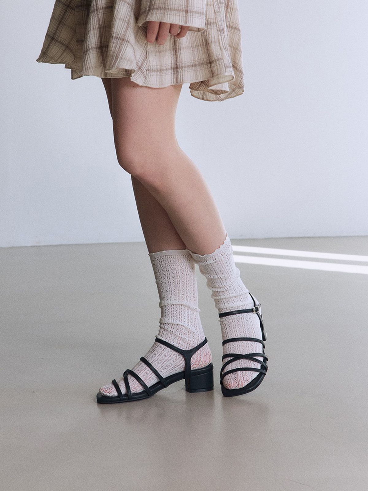 모이지(MOIJI) EO2608 SERIN Mid Sandal(3color)