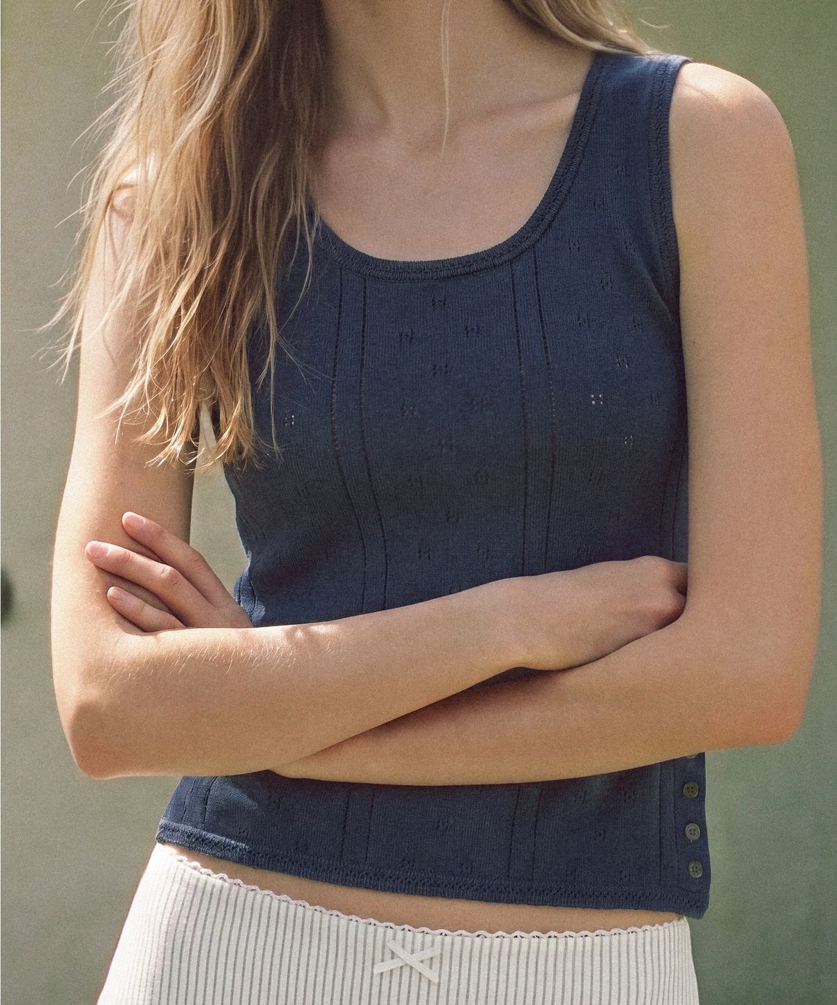 폴뉴아(FOLNUA) PETIT SOFT SLEEVELESS KNIT (NAVY)