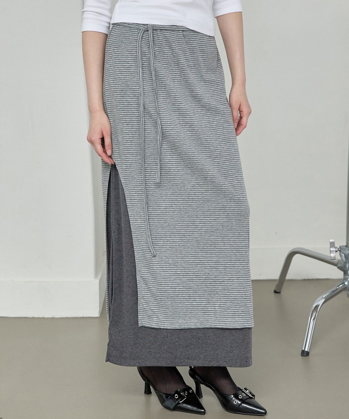 렌세(RENSE) Striped Layered Long Skirt Gray
