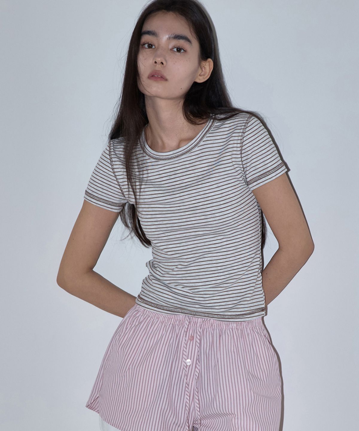 렌세(RENSE) Slim Fit Striped Tee Beige