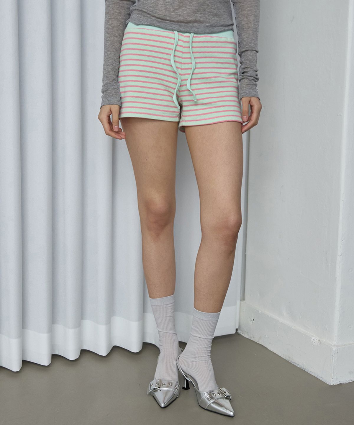렌세(RENSE) Stripe Micro Shorts Mint