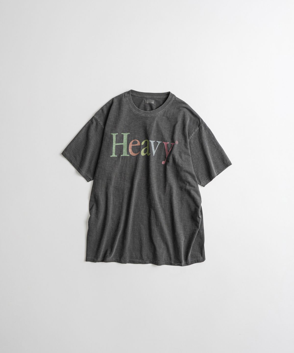 비헤비어(BEHEAVYER) 19XX GRAPHIC TUBLAR T-SHIRTS charcoal