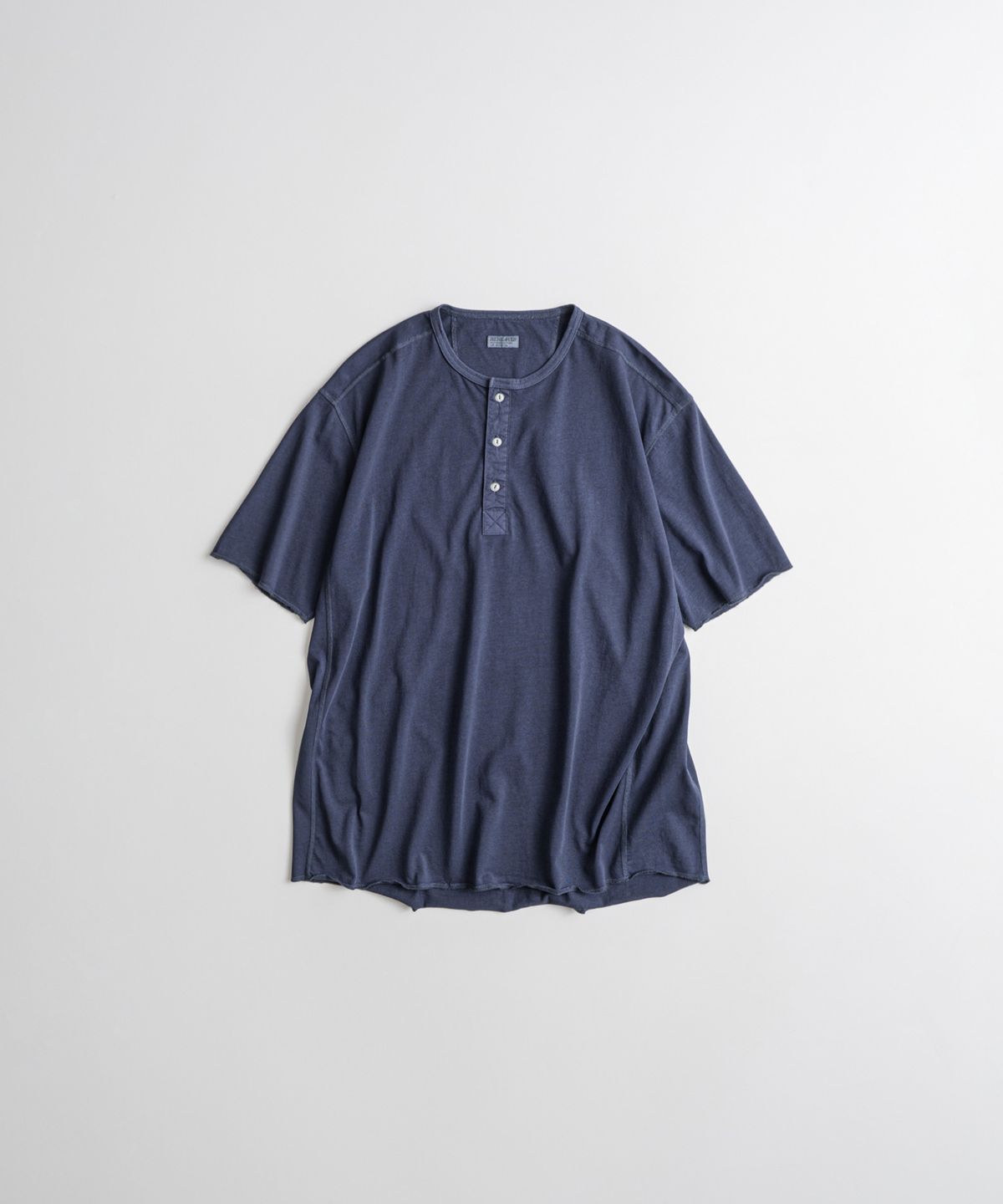 비헤비어(BEHEAVYER) HENRY NECK UNDER 1/2 SHIRTS navy