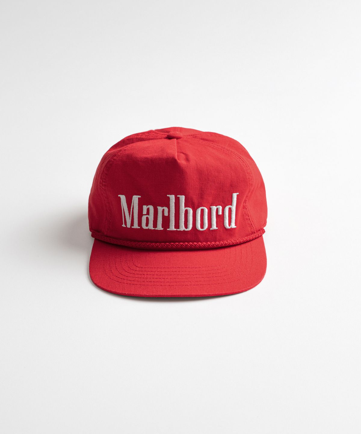 비헤비어(BEHEAVYER) 19XX ROPE TRUCKER CAP vintage red