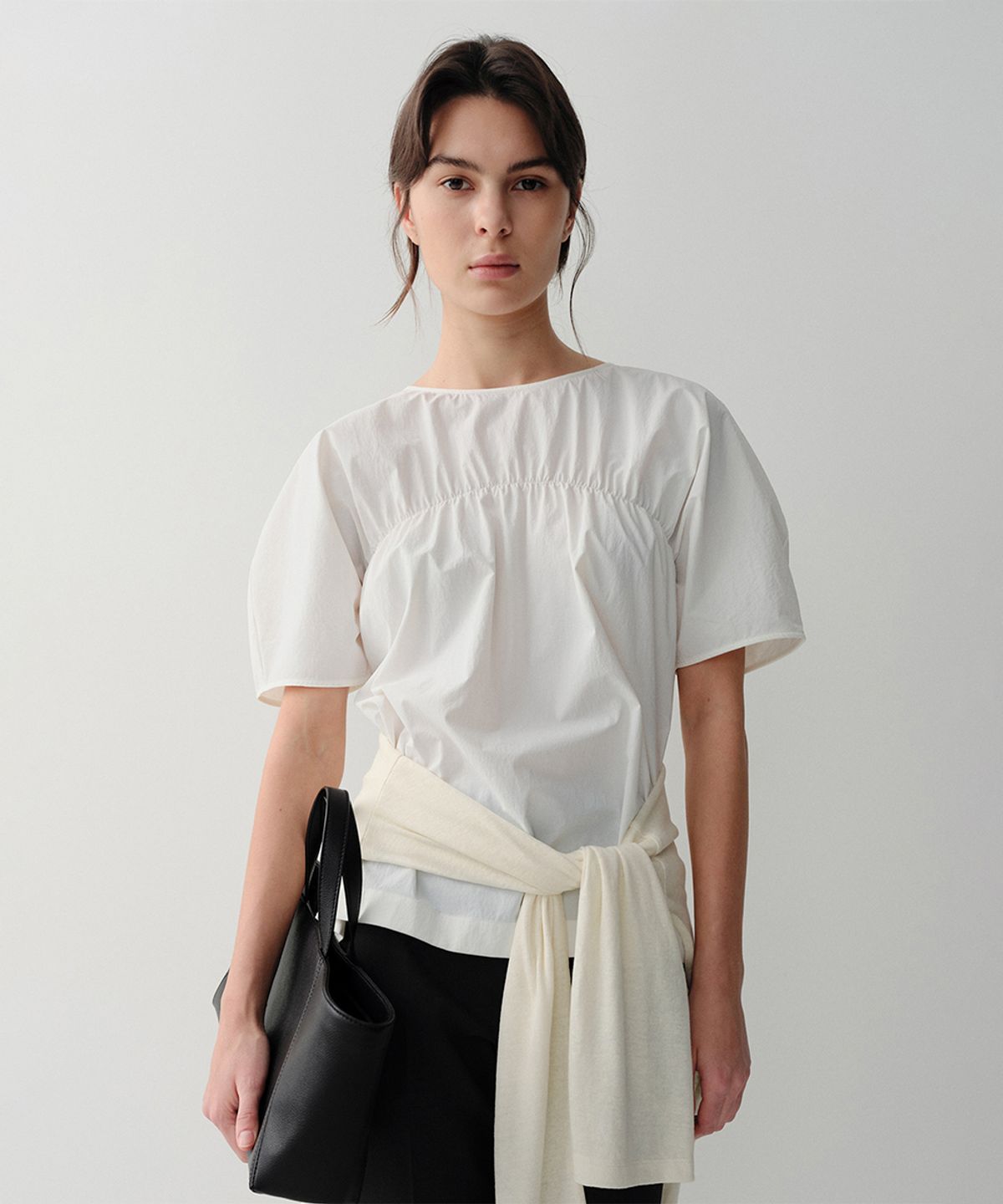 이아(EAAH) SHIRRING BLOUSE (WHITE)