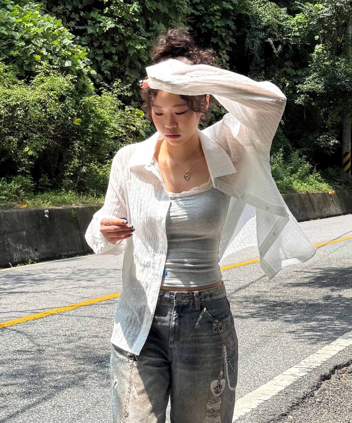에이에이유(AAU) 시어드 브이넥 카라 셔츠_아이보리