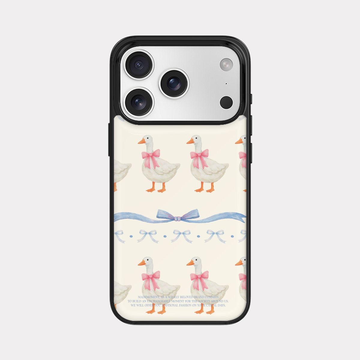 메이드모먼(MADEMOMENT) cottage duck 디자인 [블랙 에폭시 범퍼케이스]