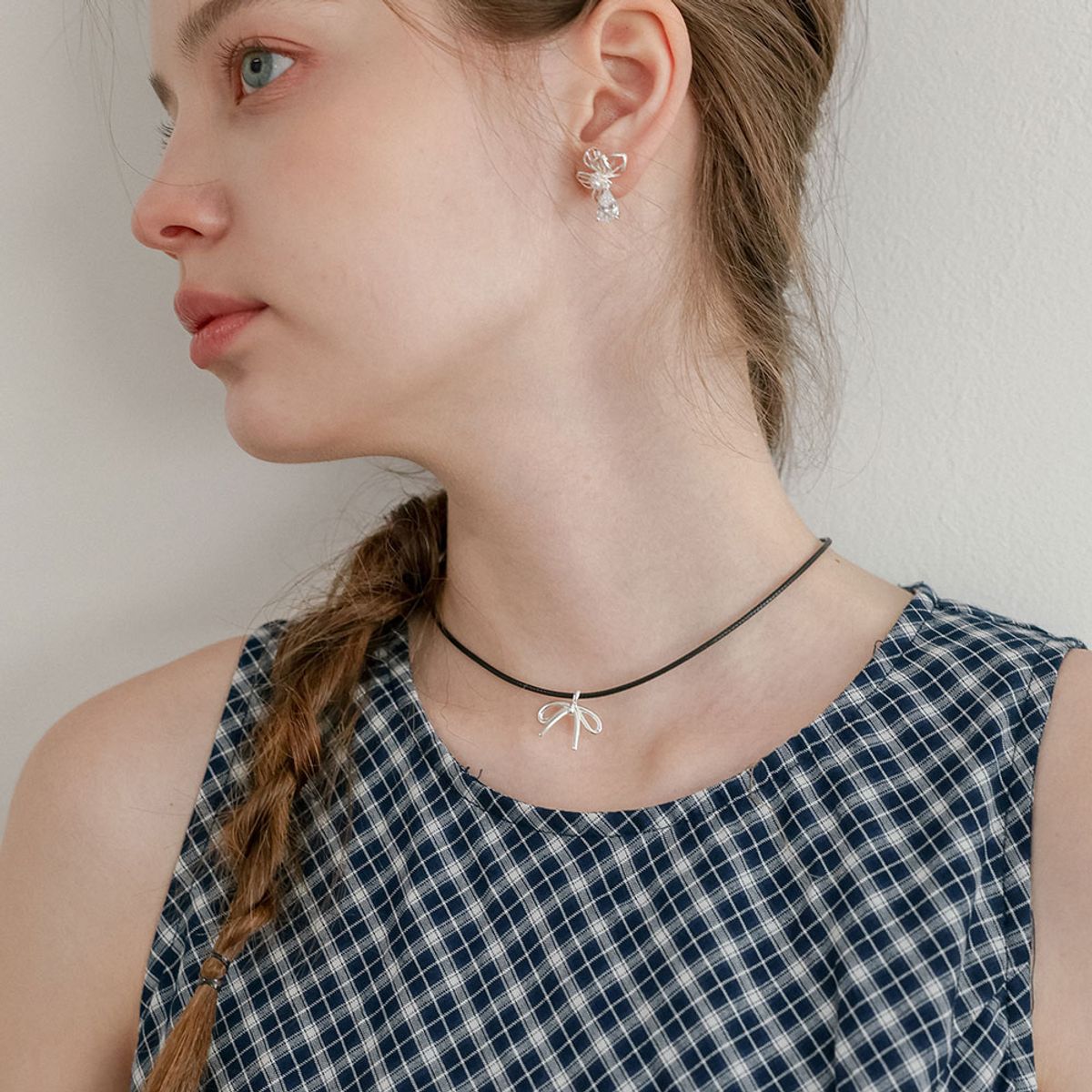 던드롭(DUNDROP) DD_Minimal ribbon necklace_SILVER
