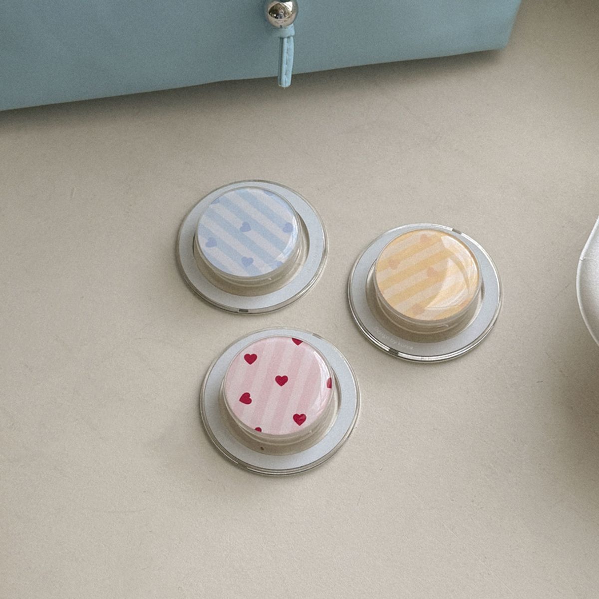 메이드모먼(MADEMOMENT) candy stripe 디자인 [맥세이프 에폭시톡]
