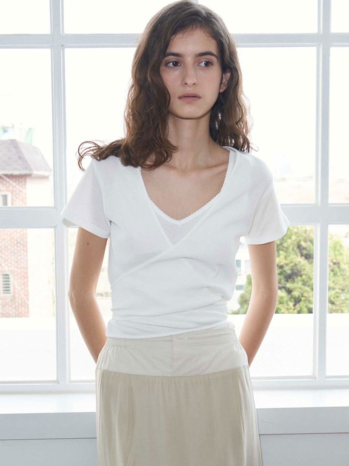 더라이(THERYE) Wrap Detail T-Shirt(White)