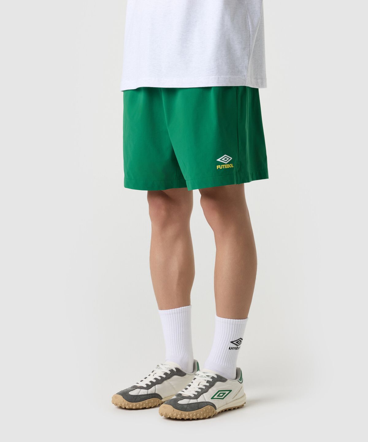 엄브로(UMBRO) HBL 풋볼 푸치보우 셋업 4부 반바지 그린 UR221CHP54