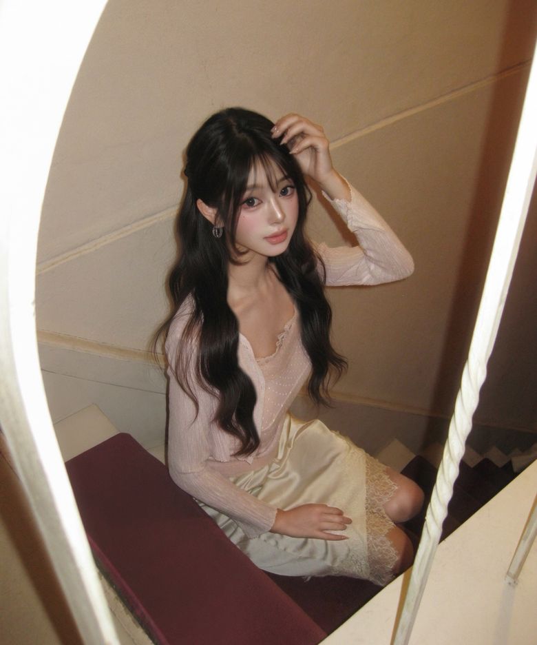 새틴 레이스 레이어드 미디 스커트_ivory