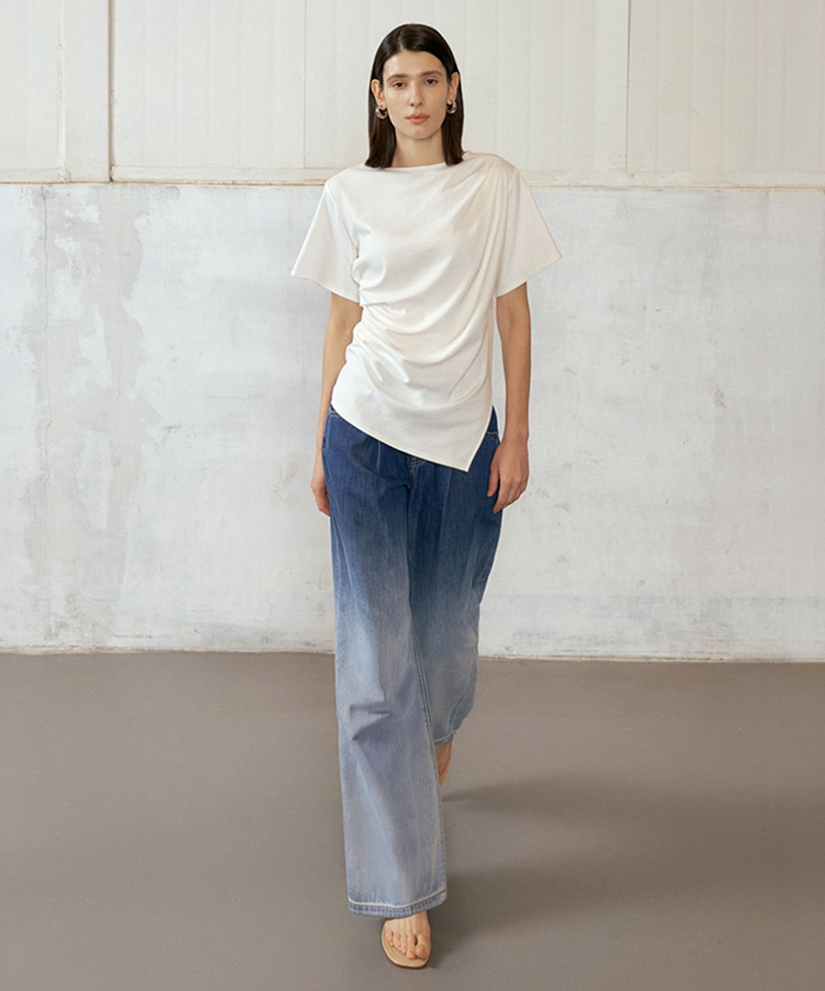 바니스뉴욕(BARNEYS NEWYORK) 마일리 그라데이션 데님 미스트인디고
