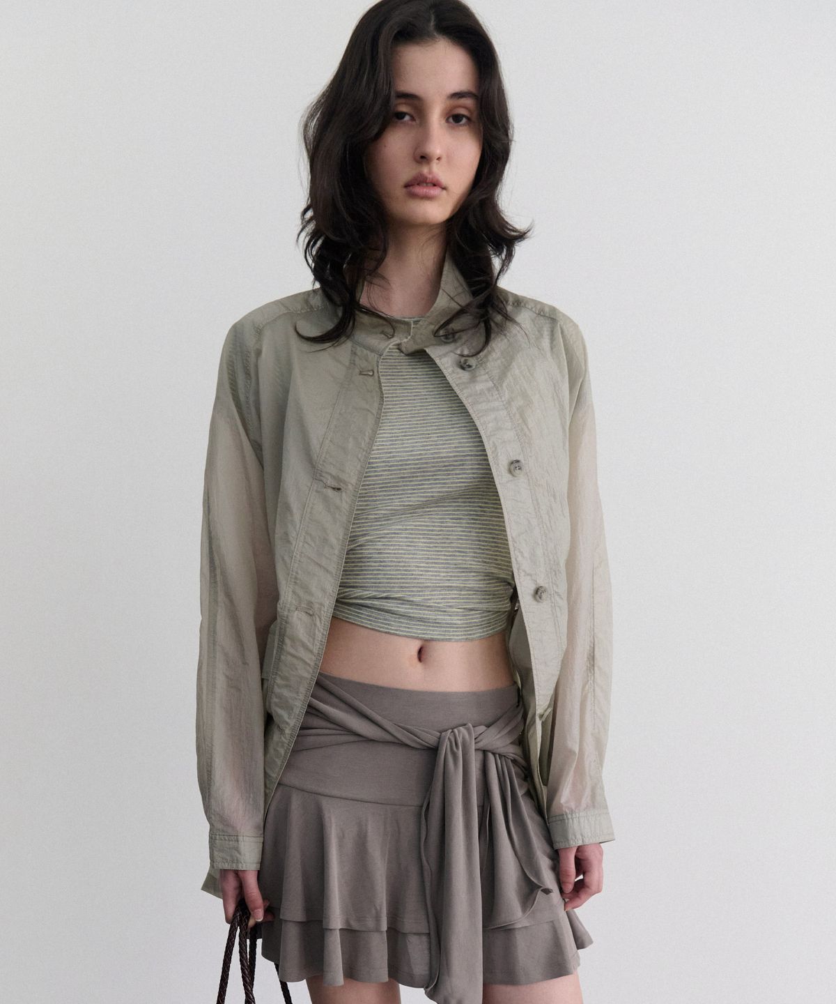 앤니즈(ANDNEEDS) Vero sheer half jacket (khaki beige)