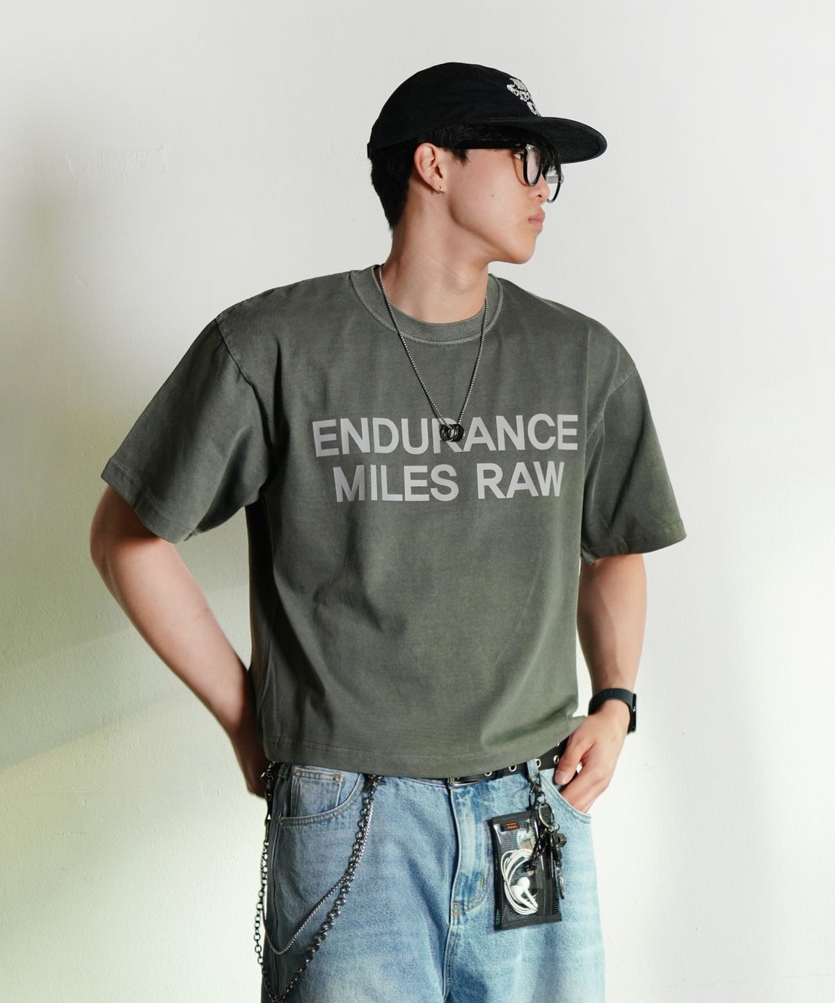 더마일(THEMILE) 가먼츠 크롭 endurance 크루넥_PIGMENT KHAKI