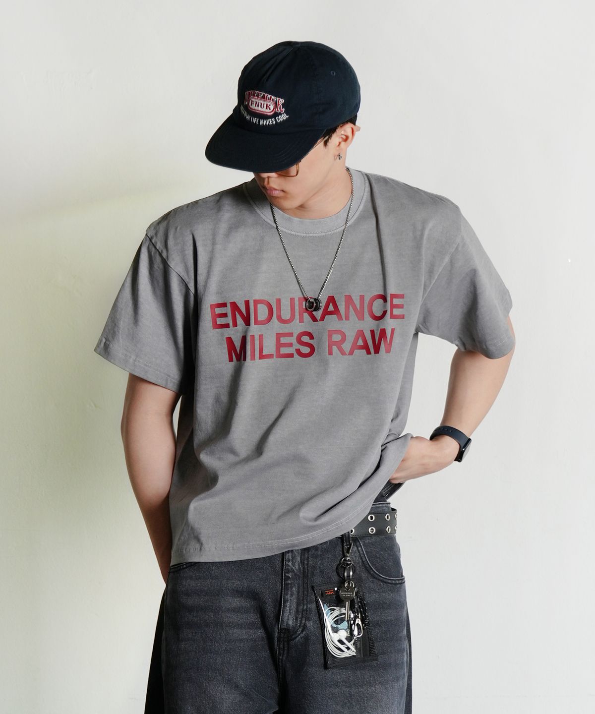 더마일(THEMILE) 가먼츠 크롭 endurance 크루넥_PIGMENT GRAY