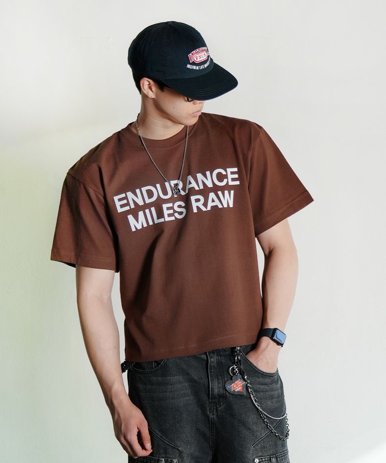 가먼츠 크롭 endurance 크루넥_DARK BROWN