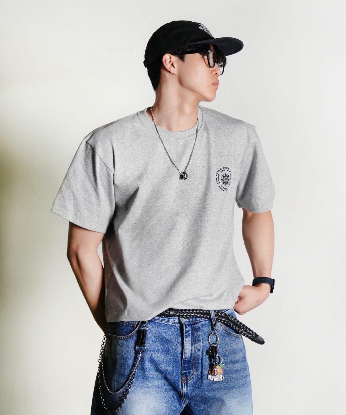 더마일(THEMILE) 보이드 가먼츠 크롭 크루넥_GRAY