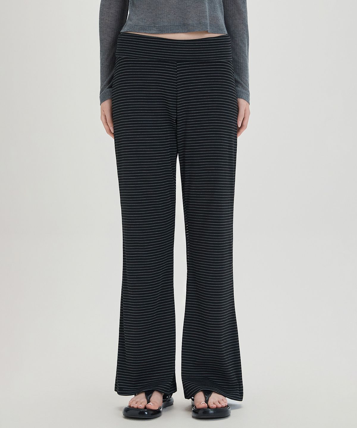 미쏘(MIXXO) 폴딩 부츠컷 팬츠_MIWTMG60MS