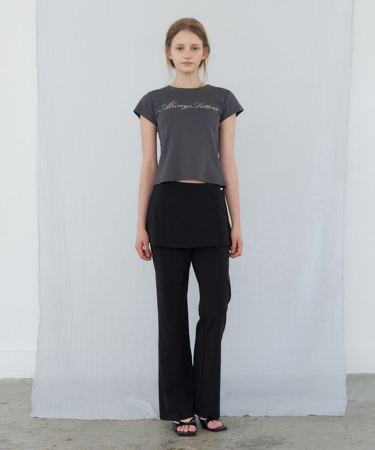 레테라(LETTERA) Side Slit Skirt Pants