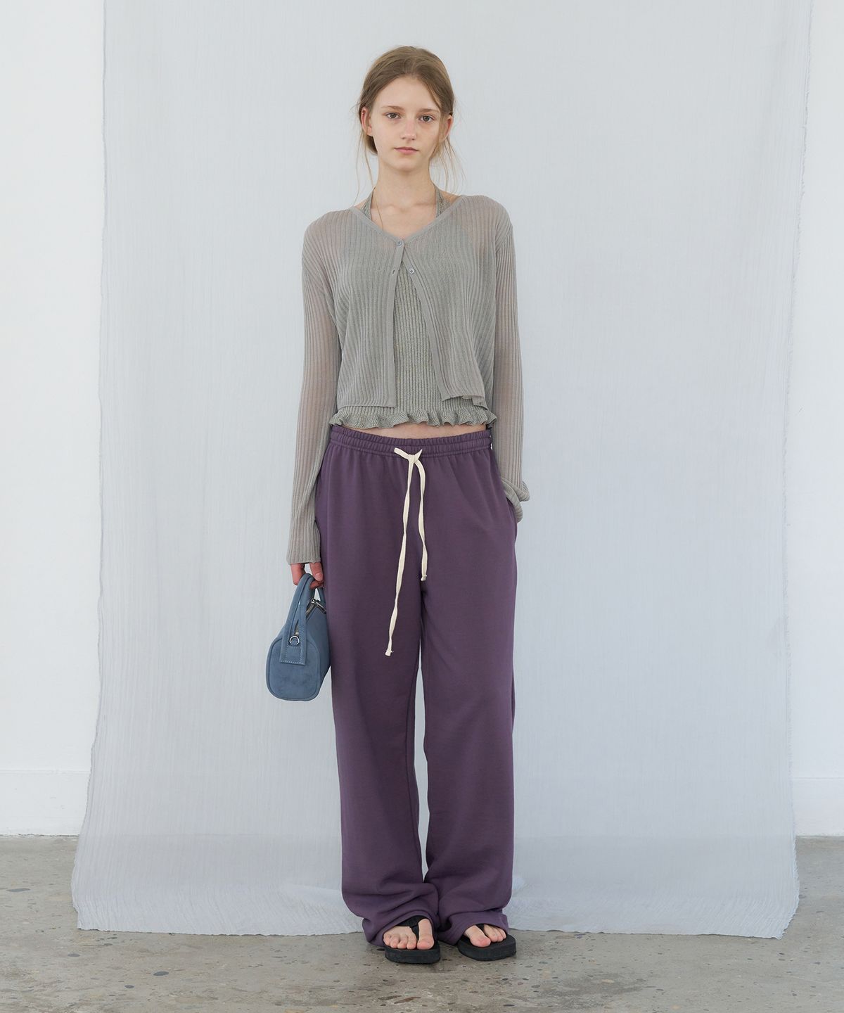 레테라(LETTERA) Wide Logo Sweat Pants