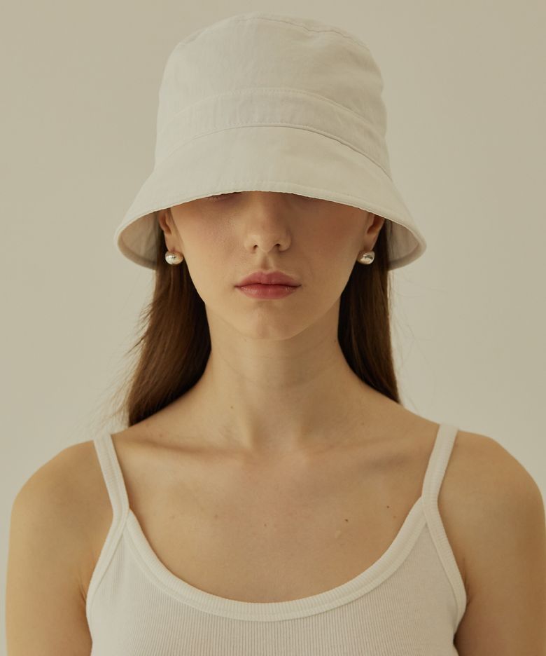 BASIC BUCKET HAT