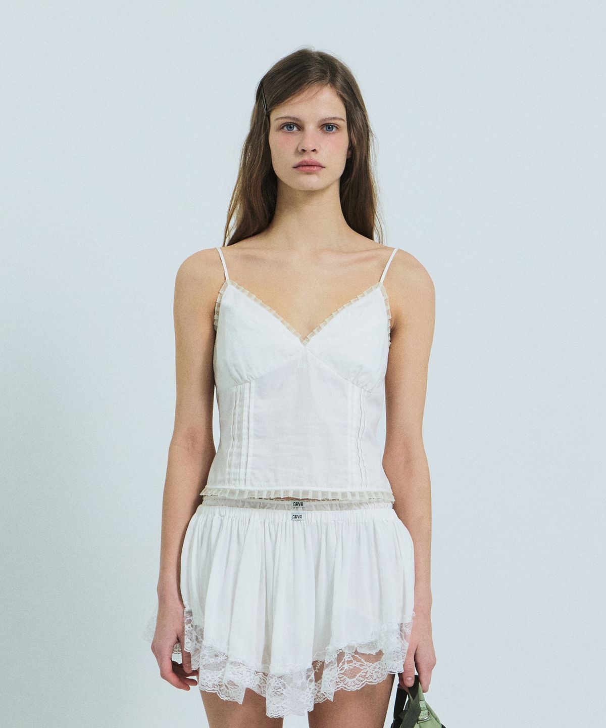 그로브(GROVE) FENNA SLEEVELESS BLOUSE (WHITE)