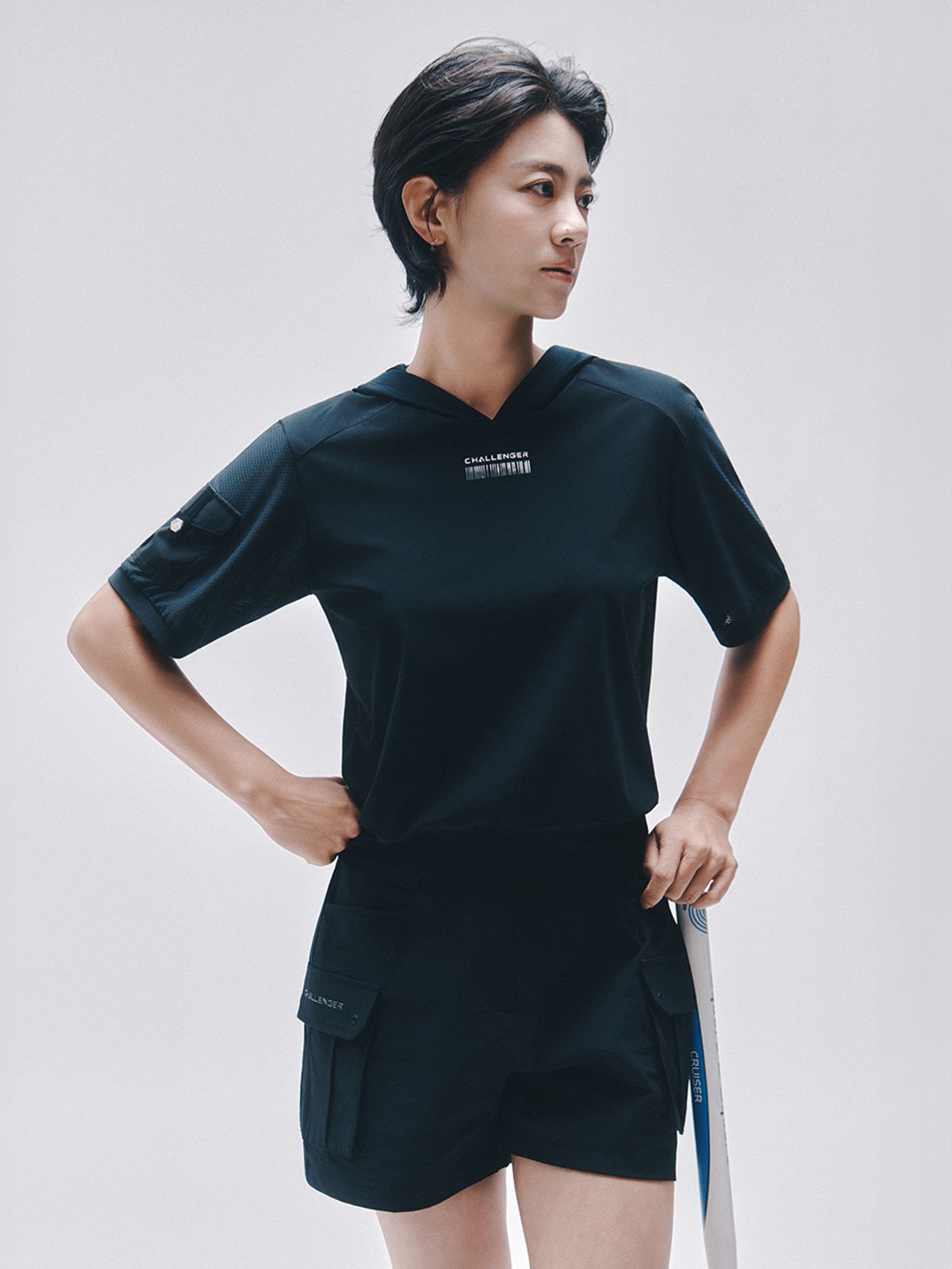 챌린저(CHALLENGER) 여성 메쉬 뒷트임 후드 반팔 티셔츠 블랙