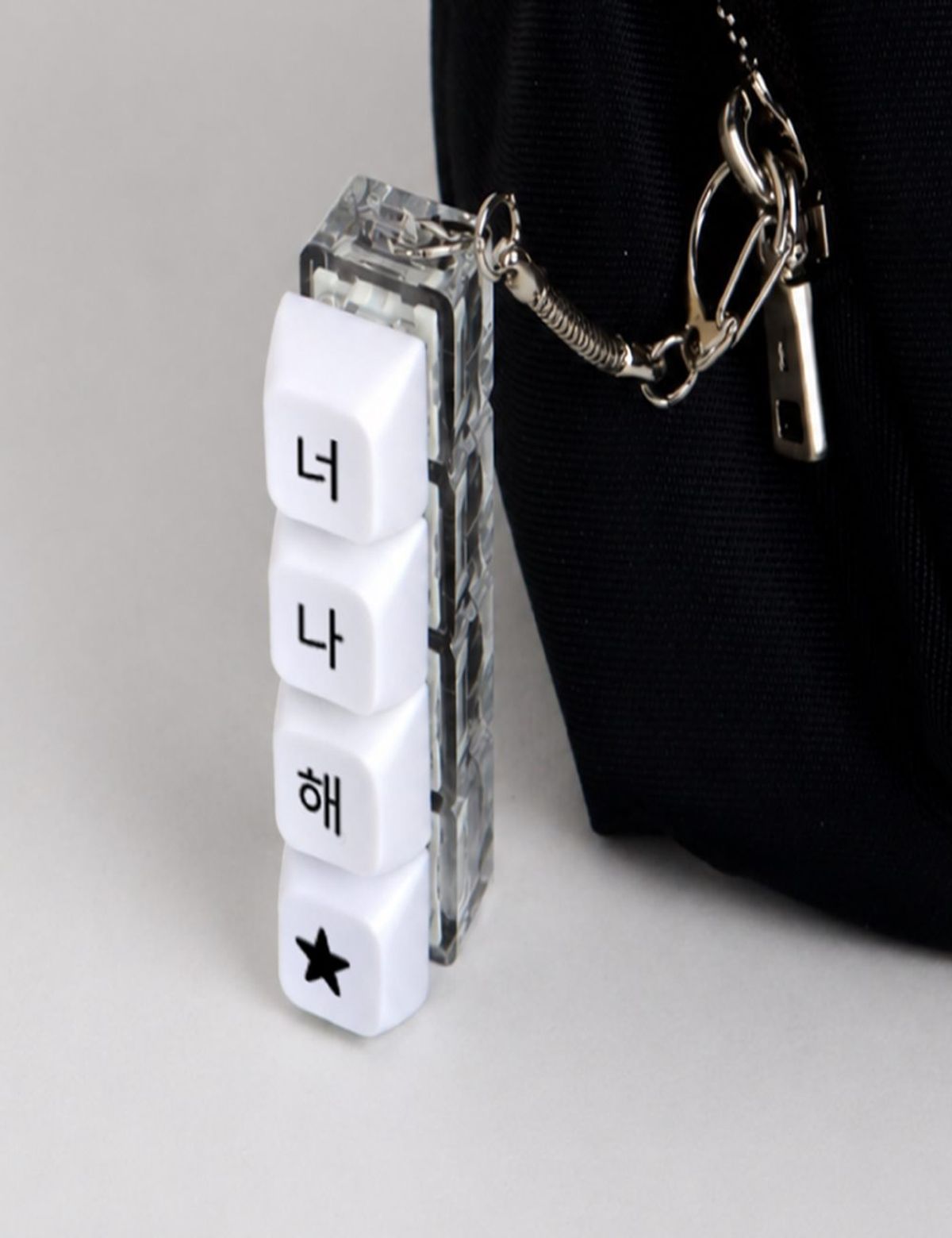 이레케이스앤굿즈(IRECASEGOODS) 커스텀  키캡 키보드  딸깍이 열쇠고리 키홀더