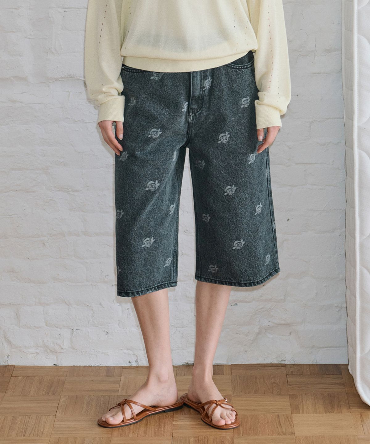 시눈(SINOON) Bermuda Denim Shorts (Grey)