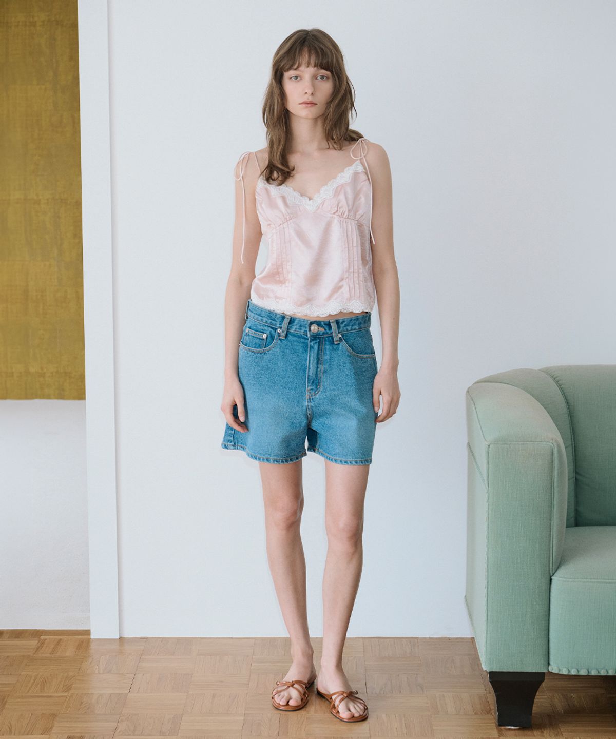시눈(SINOON) High-Waist Crop Denim (Blue)