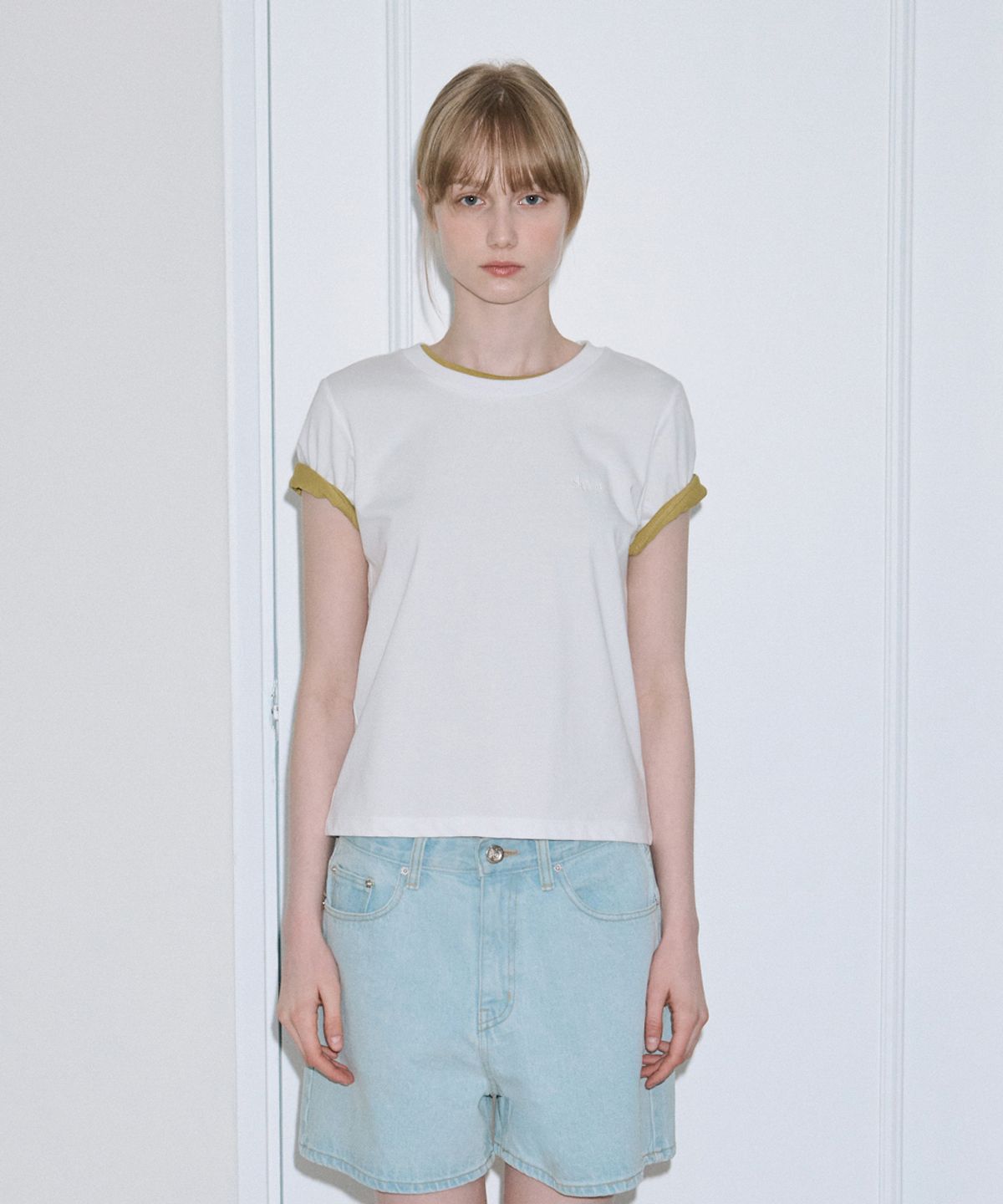 시눈(SINOON) Logo Basic T-Shirt (White)