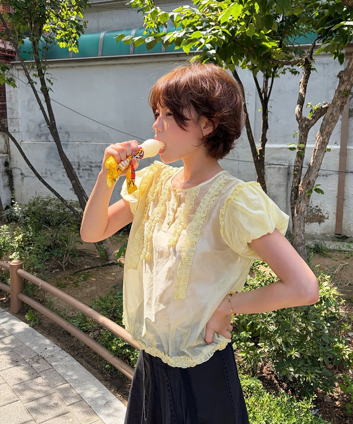 시눈(SINOON) Babydoll Frill Blouse (Yellow)