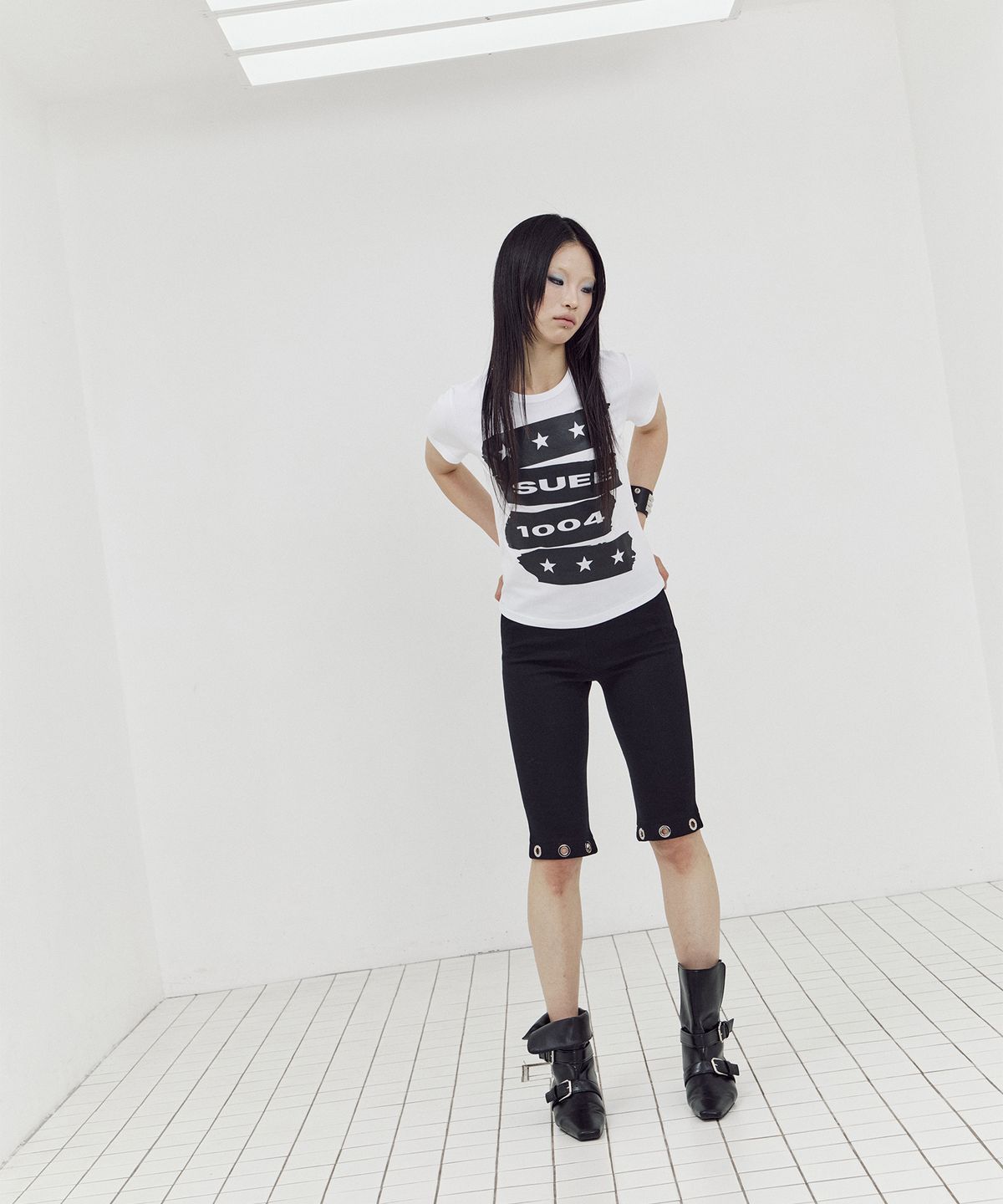 셋업이엑스이(SETUP-EXE) EYELET CAPRI LEGGINGS / BLACK