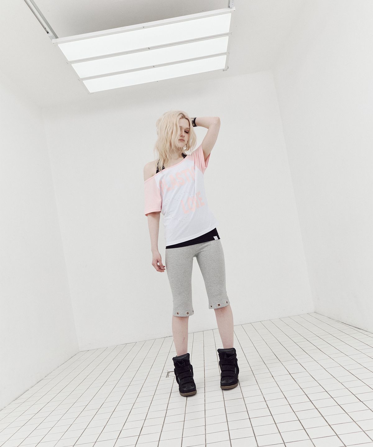 셋업이엑스이(SETUP-EXE) EYELET CAPRI LEGGINGS / MELANGE GRAY