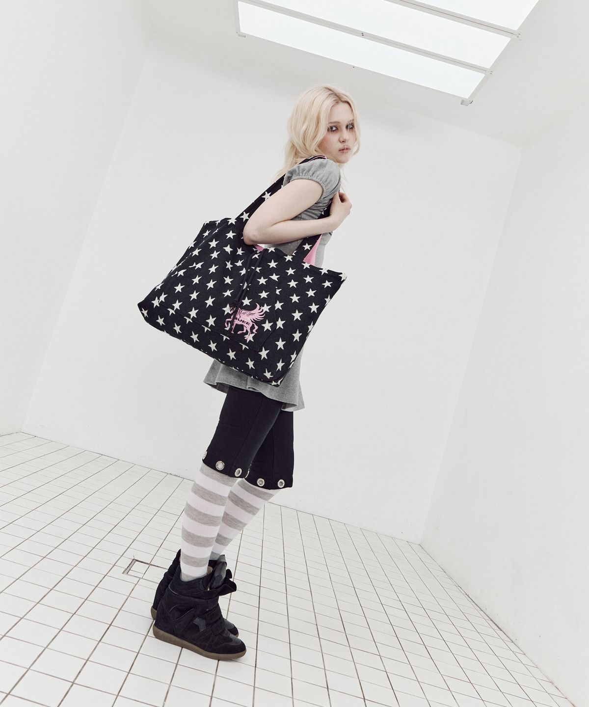 셋업이엑스이(SETUP-EXE) STAR HOODIE SHOPPER BAG / BLACK