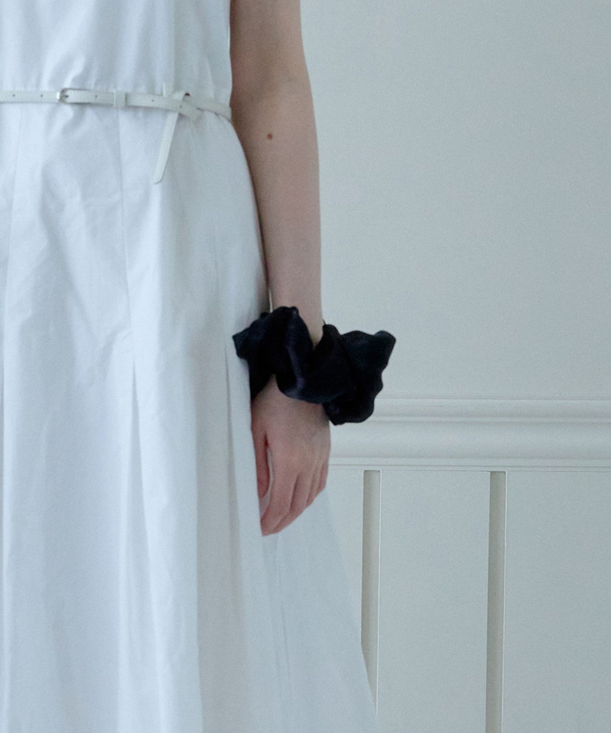 힐리오트(HEALIOTE) TENDER WRINKLE SCRUNCH_BLACK