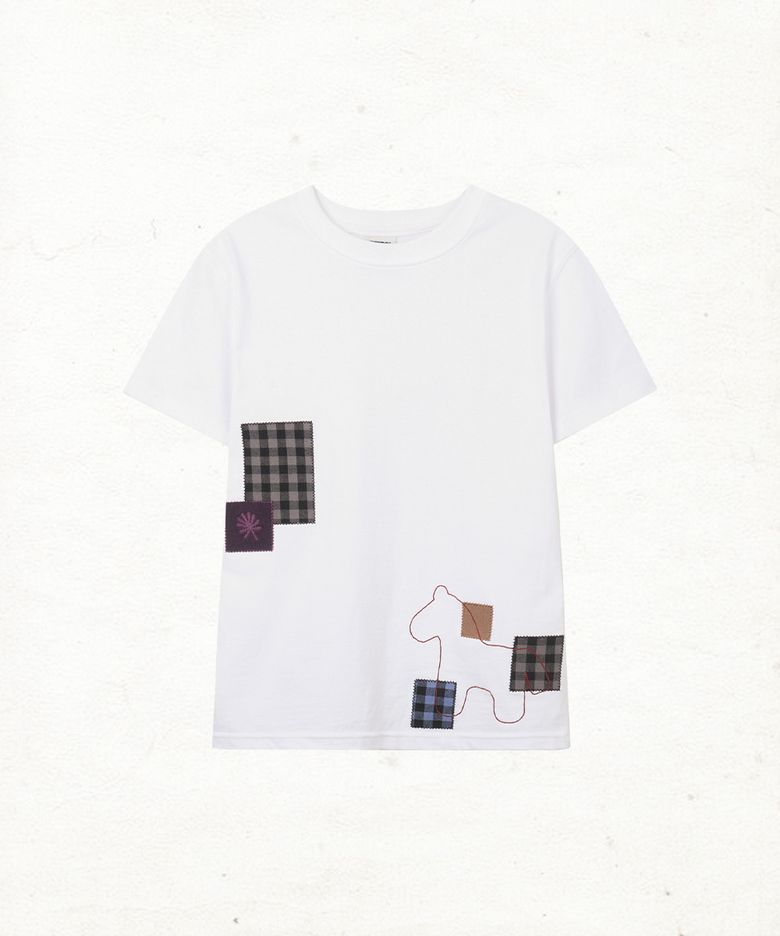 DD patch applique horse tee (WHITE)