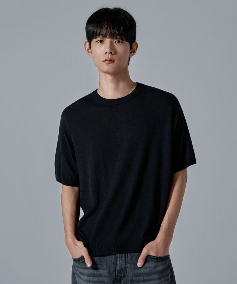 M1092 에어리 라운드 니트_블랙